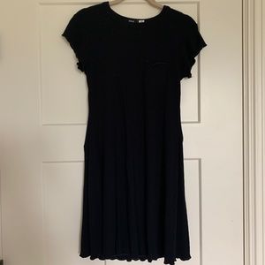 Urban outfitters black ribbed dress w pocket